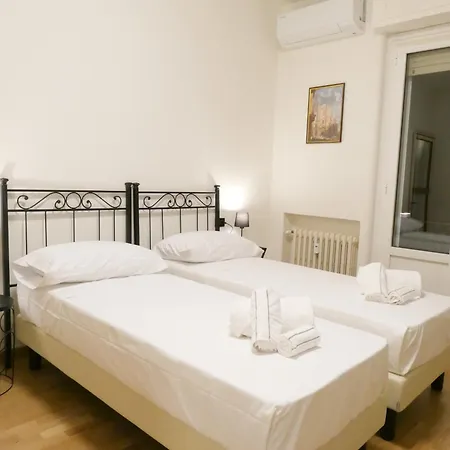 Lisi - Porta Romana Guestroom Aparthotel Milán