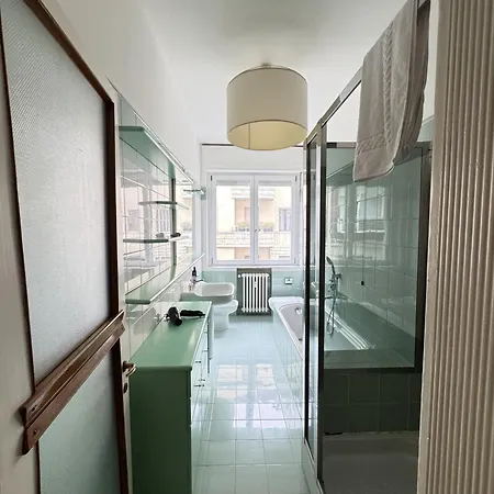 Lisi - Porta Romana Guestroom 3* Milán